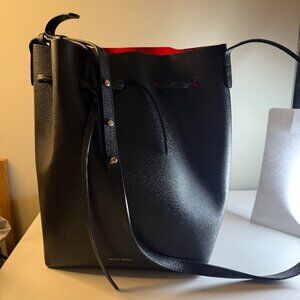 ✨ AUTHENTIC Mansur Gavriel Saffiano Bucket Bag + Pouch